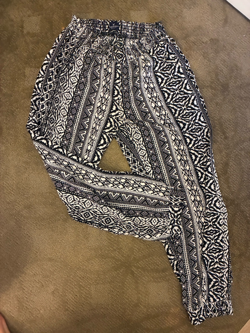 American Eagle Outfitters Black & White Printed Harem Pants